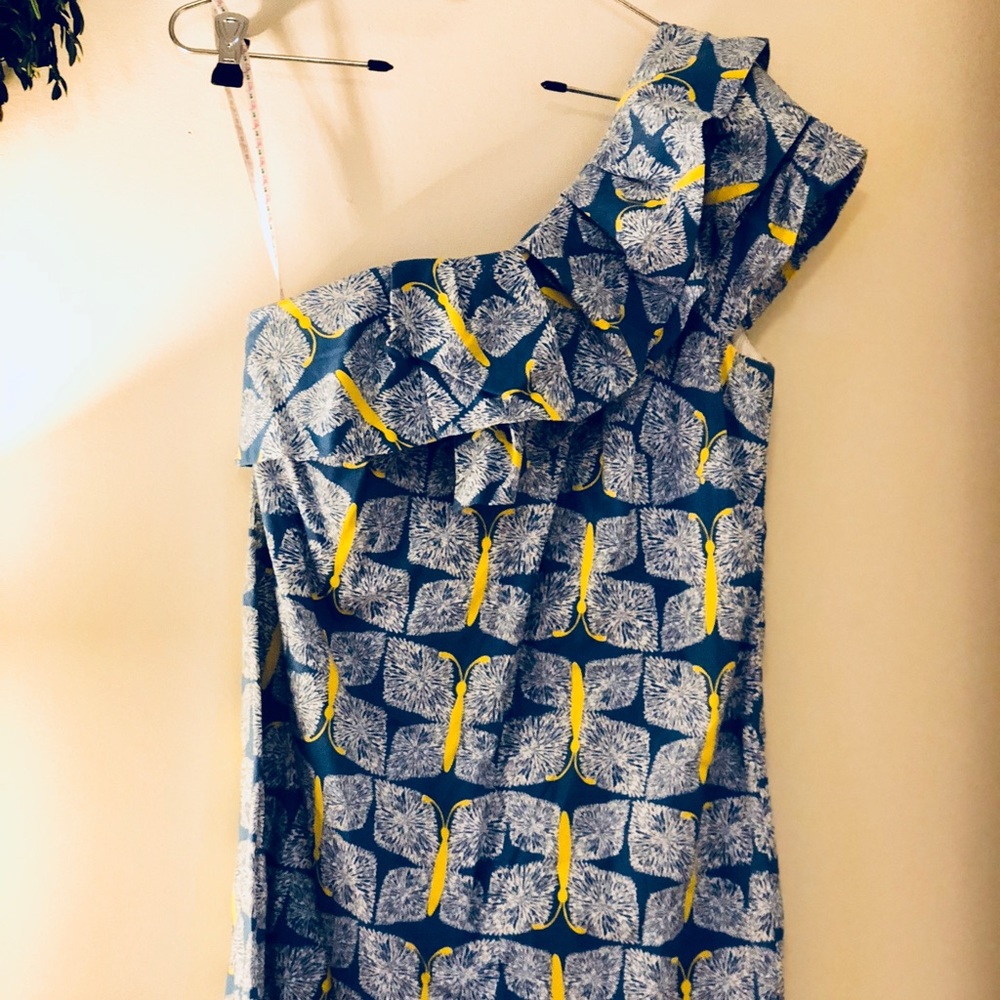 Lilly Pulitzer one shoulder minidress!